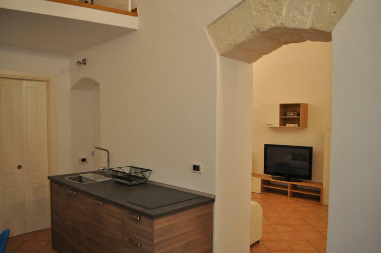 Suite Al Ponte Таранто Экстерьер фото