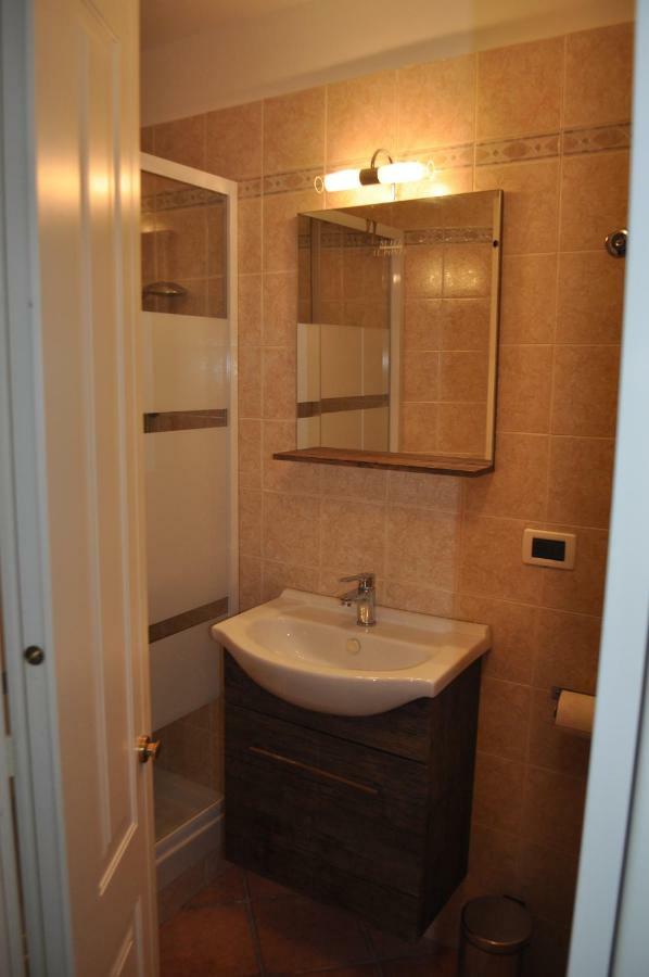 Suite Al Ponte Таранто Экстерьер фото