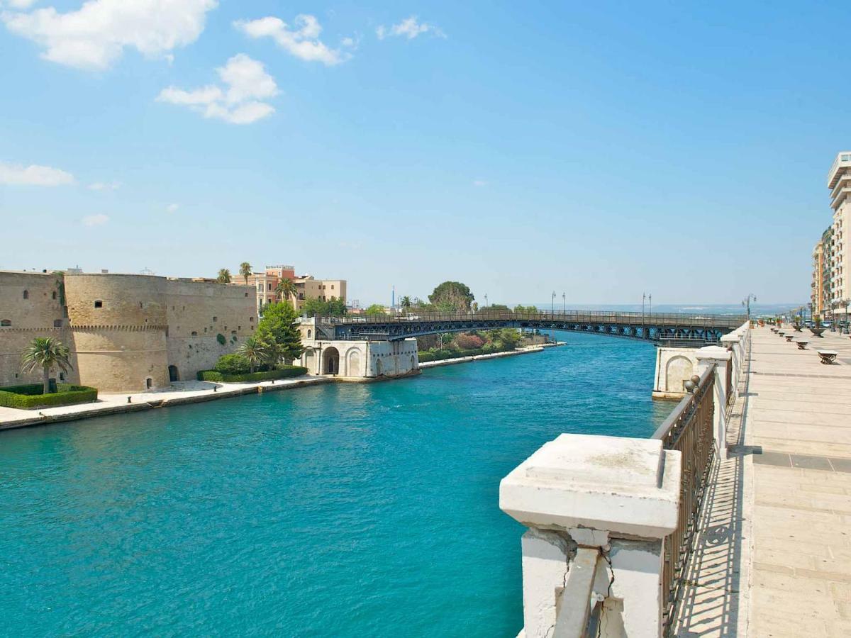 Suite Al Ponte Таранто Экстерьер фото